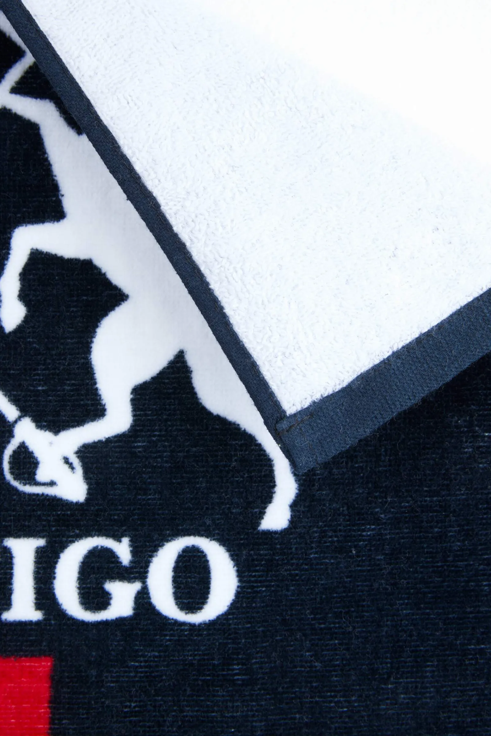 Online B Vertigo Hand Towel Gifts & Horse Toys