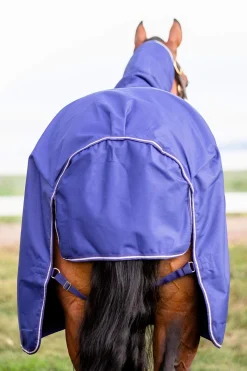 New Amigo Hero 900 Plus Medium Turnout Rug, 200g Medium & Heavyweight Turnout Rugs