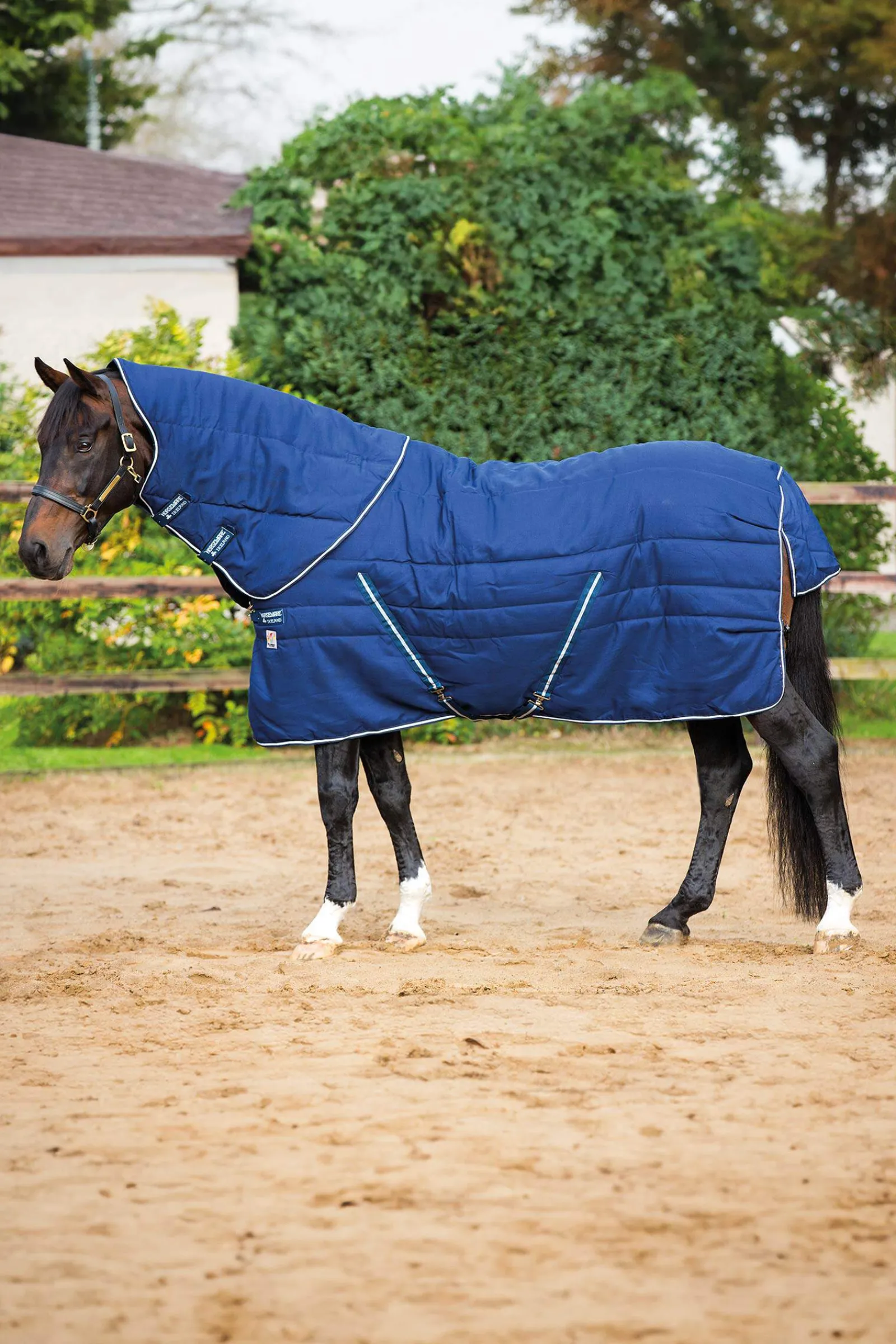 Discount Rambo Plus Vari-Layer Stable Rug With Detachable Neck, 450g Stable Rugs & Liners