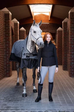 Clearance Avalanche Mid Season Rug 150g Lightweight Turnout Rugs