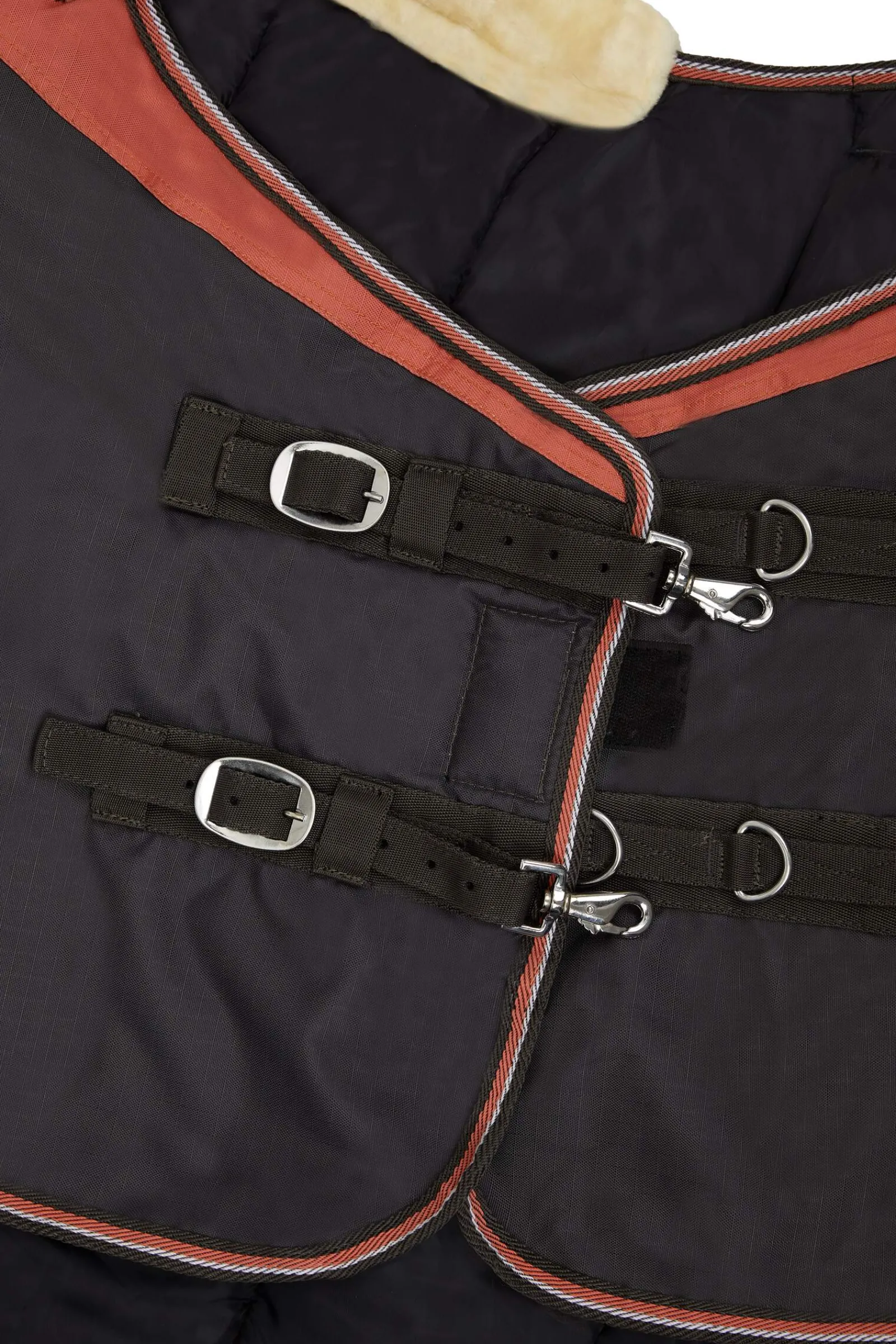 Outlet Lucerne Turnout Rug, 150g Lightweight Turnout Rugs