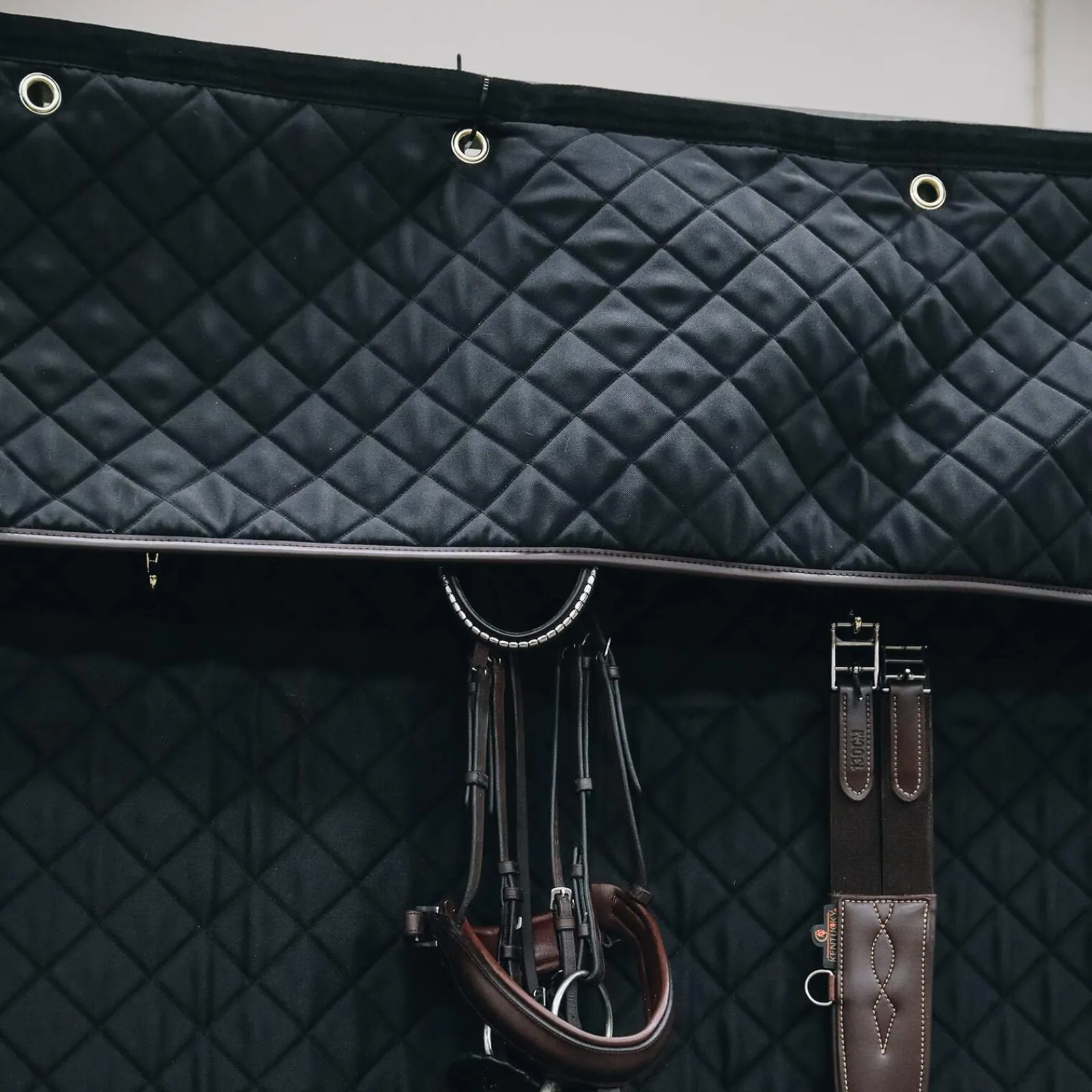 New Horsewear Stable Curtain Stable Accessories