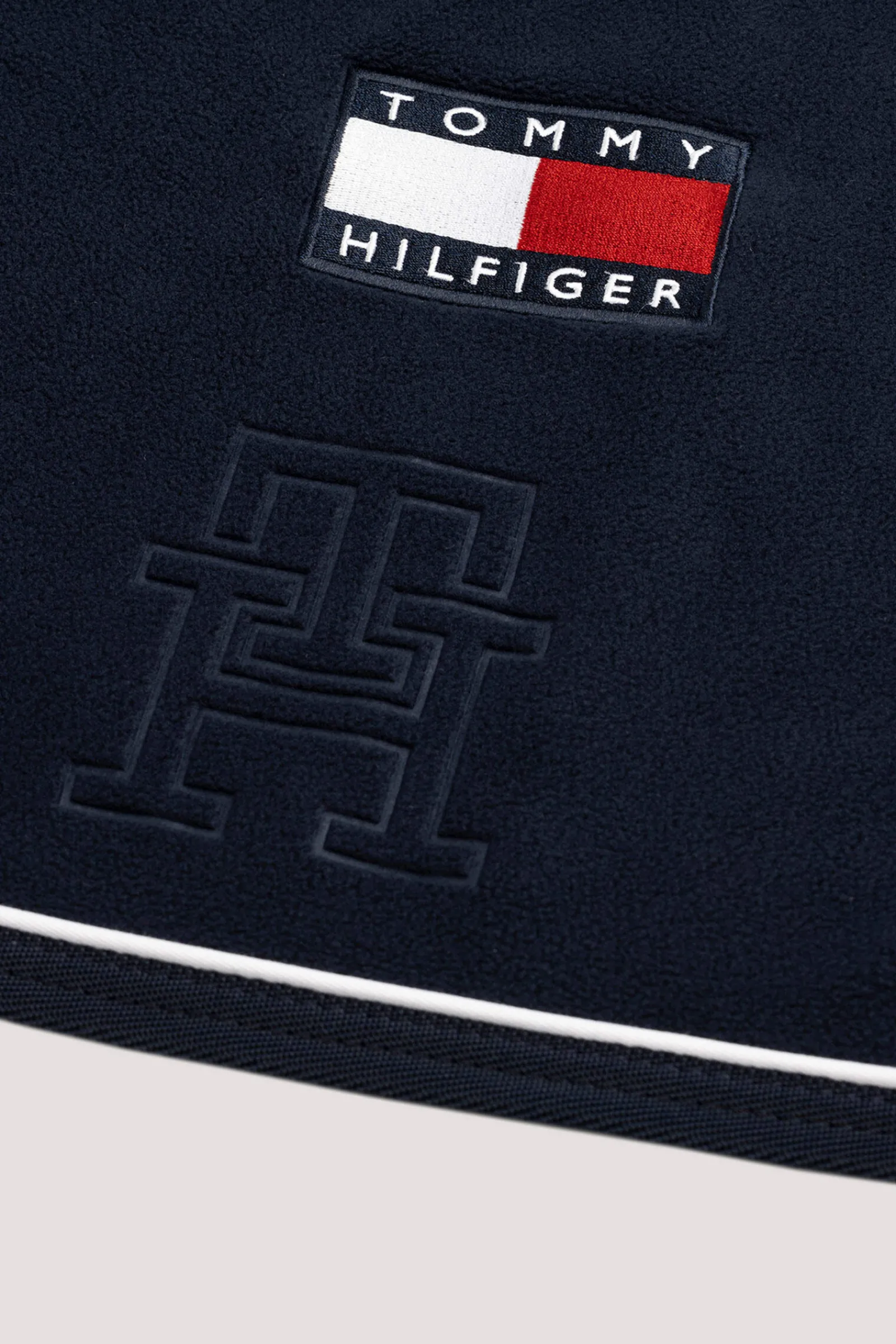 Discount Tommy Hilfiger Equestrian Oxford Fleece Cooler Rug Fleece Horse Rugs & Cooler Rugs